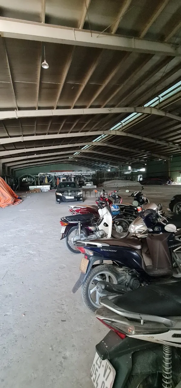 Cho thuê kho xưởng tại Trần Hòa, Hoàng Mai, Hà Nội.Diện tích 150m và 300m gần Nguyễn Xiển, cầu Lủ,